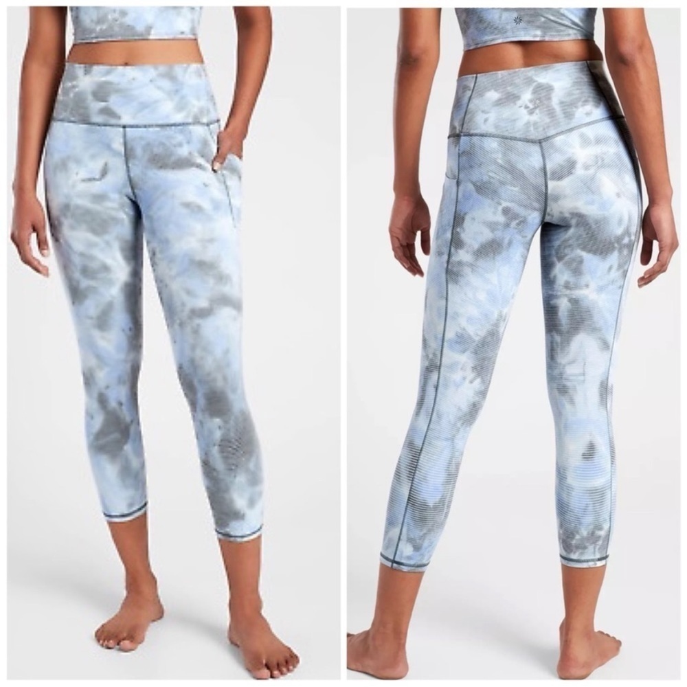 Athleta Women Legging Salutation Stash Pocket Capri Blue Gray Buttery Soft Sz S